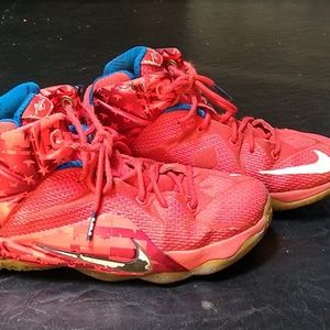 Nike LeBron 12.. Independence day